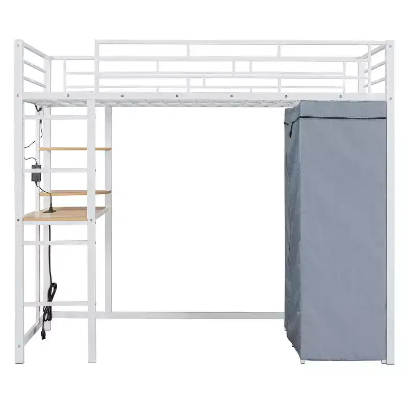 Letto a soppalco con armadio sottostante e tenda, struttura in metallo con scrivania, mensole, presa elettrica e luce a LED