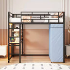 Letto a soppalco con armadio sottostante e tenda, struttura in metallo con scrivania, mensole, presa elettrica e luce a LED