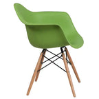 Sedia in plastica con braccioli e gambe in legno Alonza Series